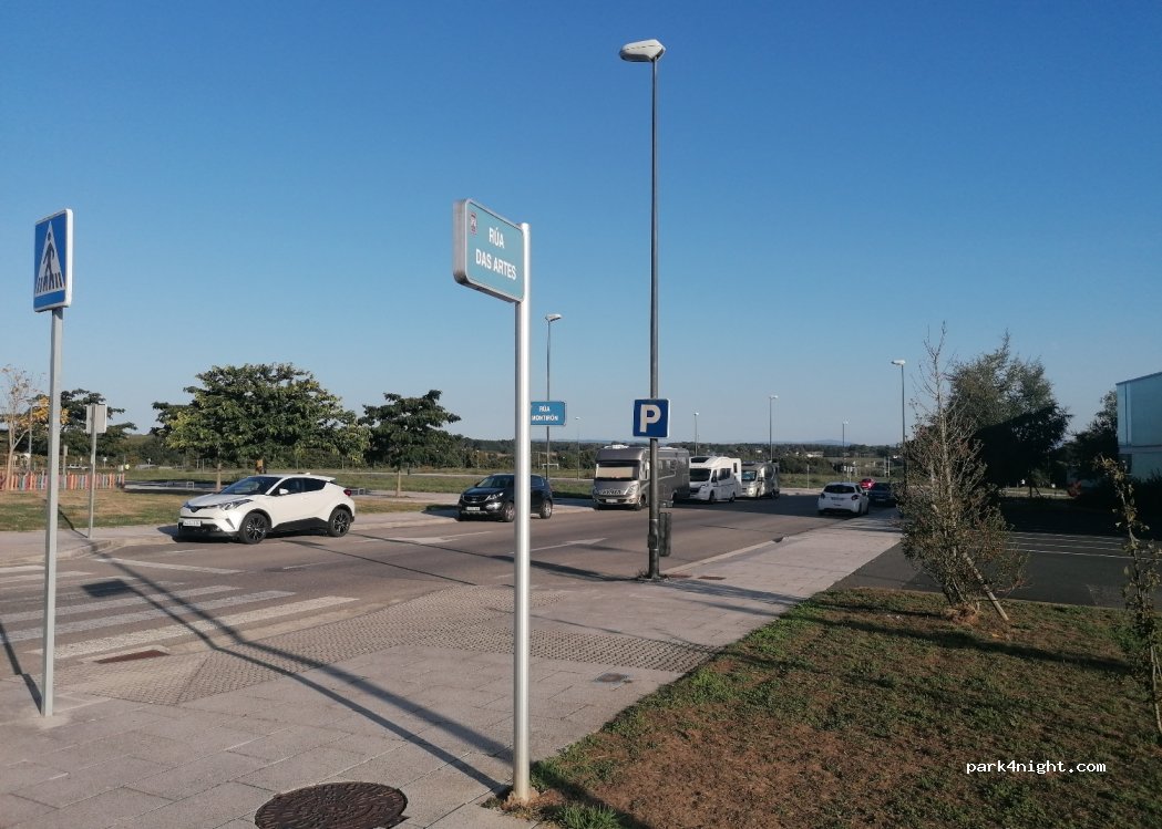 (27002) Lugo - 152 Rúa Montirón — foto
