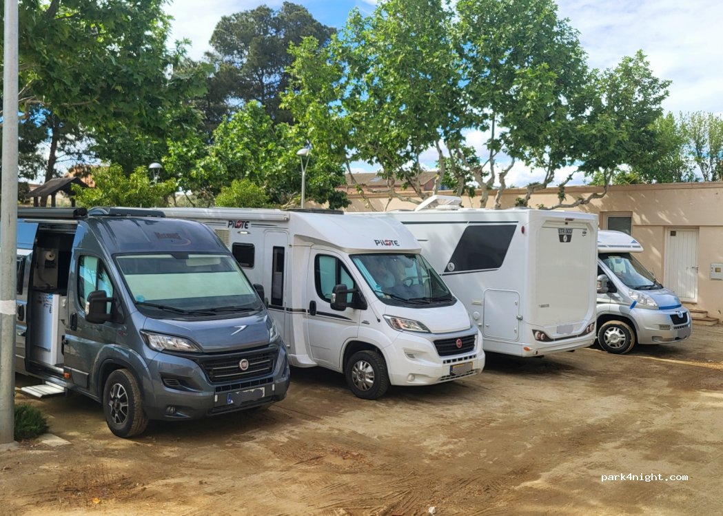 (25335) Penelles - s/n Plaça del Roser — foto 3