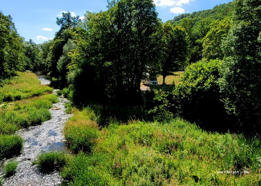 (97717) Aura an der Saale - 150 Am Rasen — foto 2