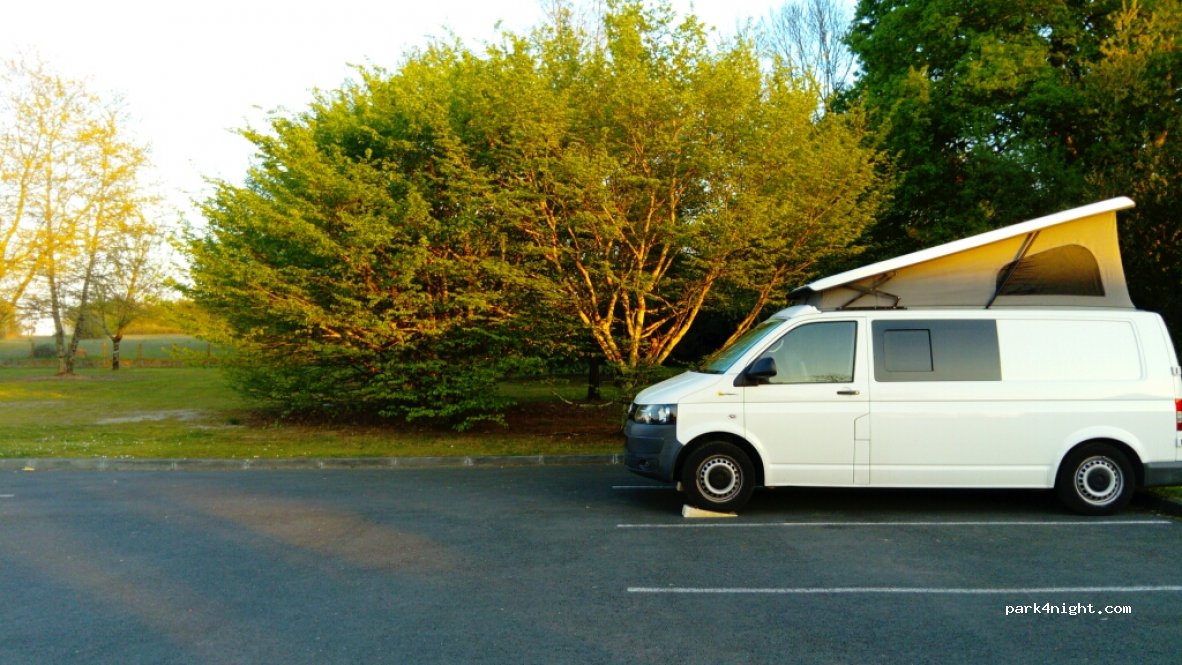 (33370) Yvrac - 11 Avenue de Blanzac — foto