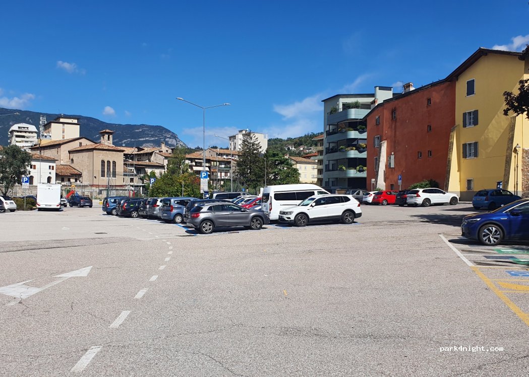 (38068) Rovereto - 38 Borgo Santa Caterina — foto