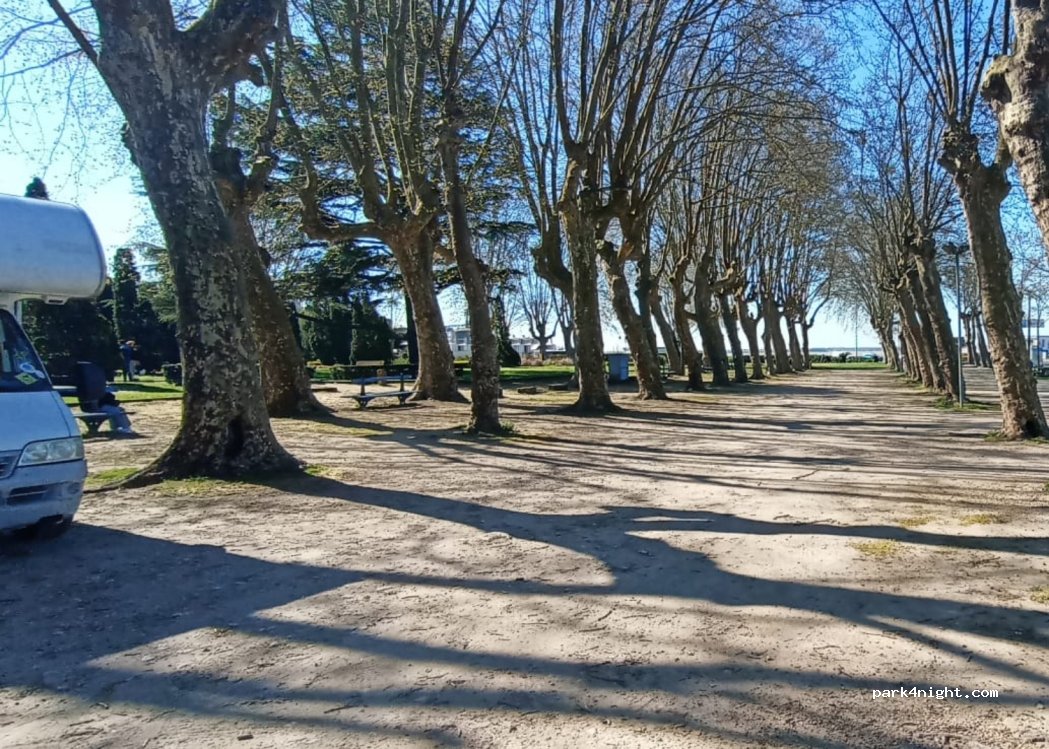 (33390) Blaye - 2 Cours Bacalan — foto 2