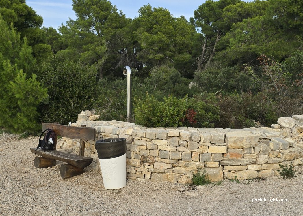(22244) Murter - 46 Put Gradine — foto