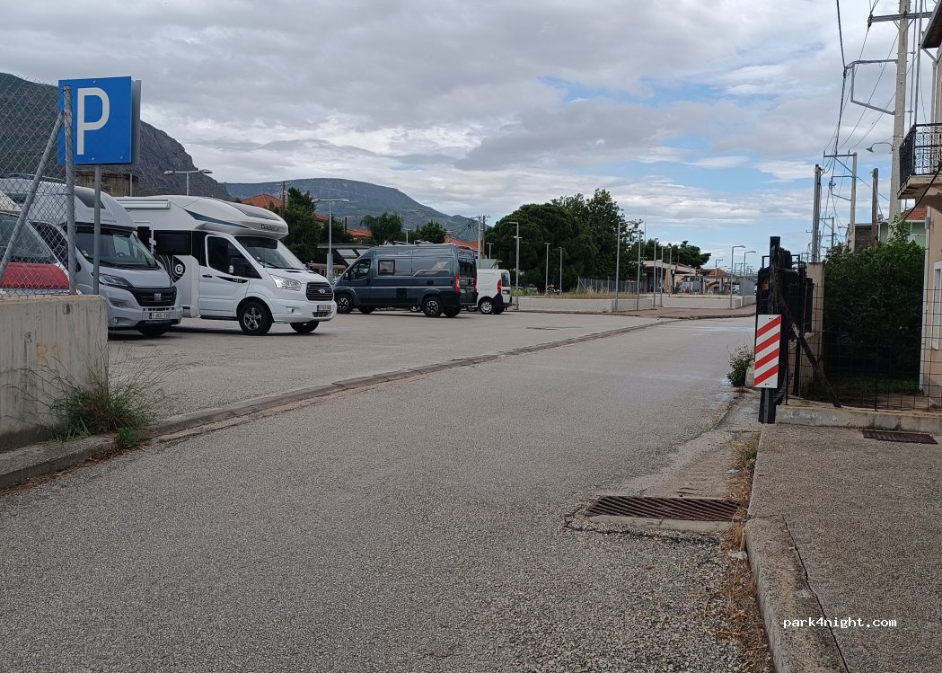 (250 03) Diakopto - 486 Anapafseos — foto 4