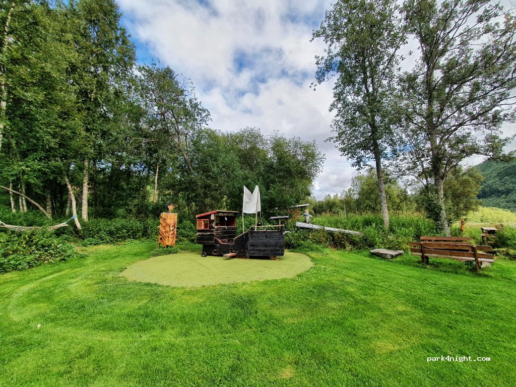 (8100)  - Primær Fylkesveg 813 — foto 2