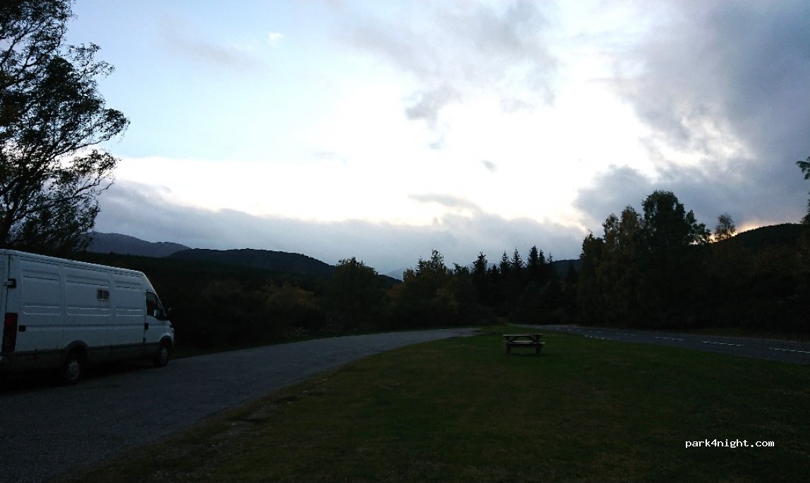 (AB35 5TP) Crathie - — foto