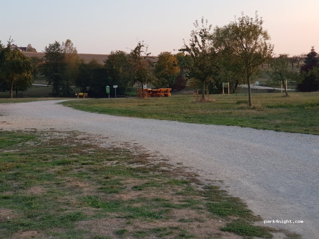 (90562) Kalchreuth - — foto 2