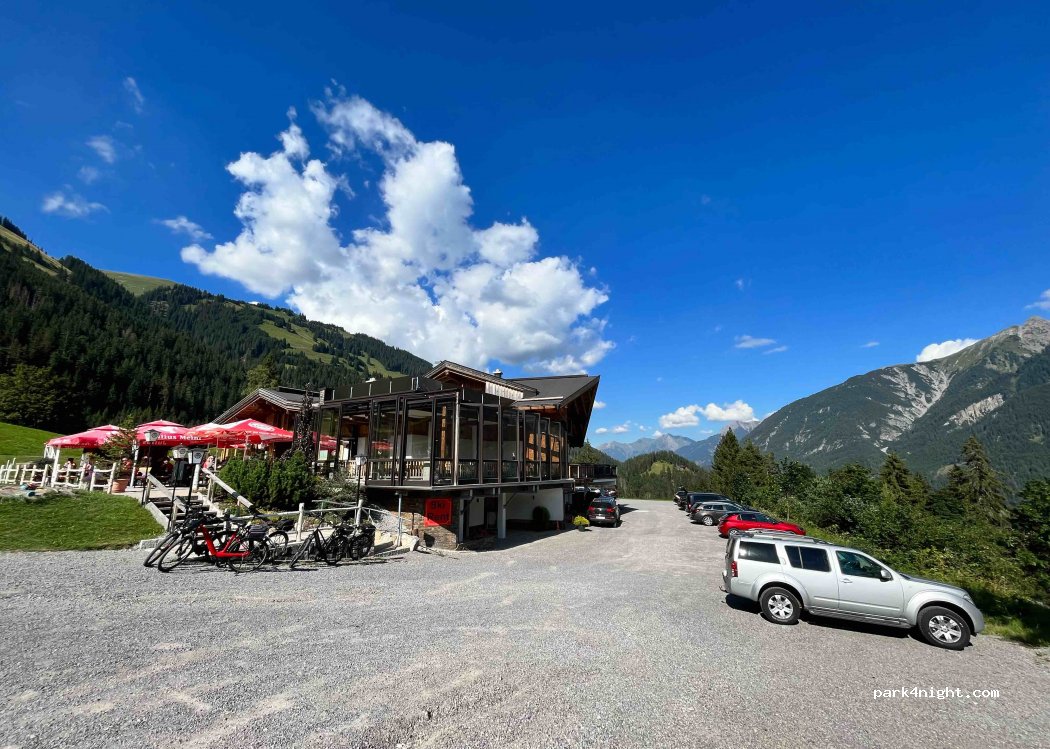 (6653) Bach - Unnamed road — foto