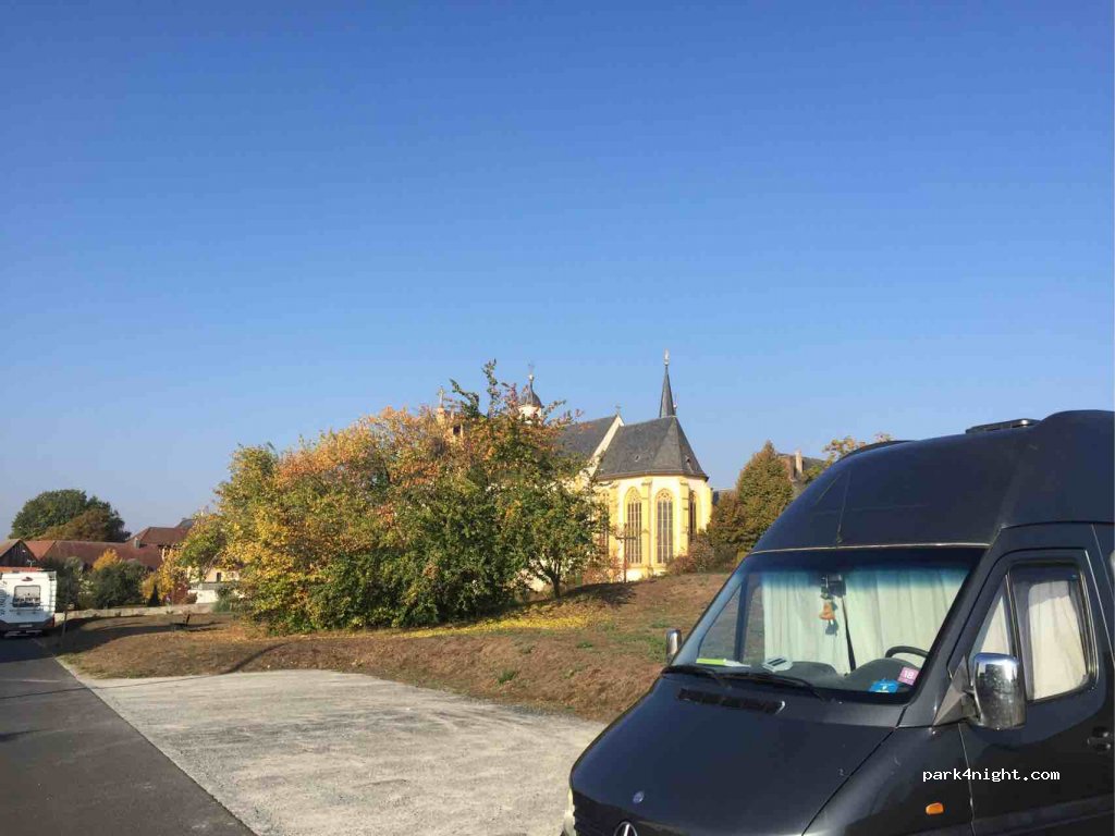 (97337) Dettelbach - Am Lehnstein 10 — foto 2