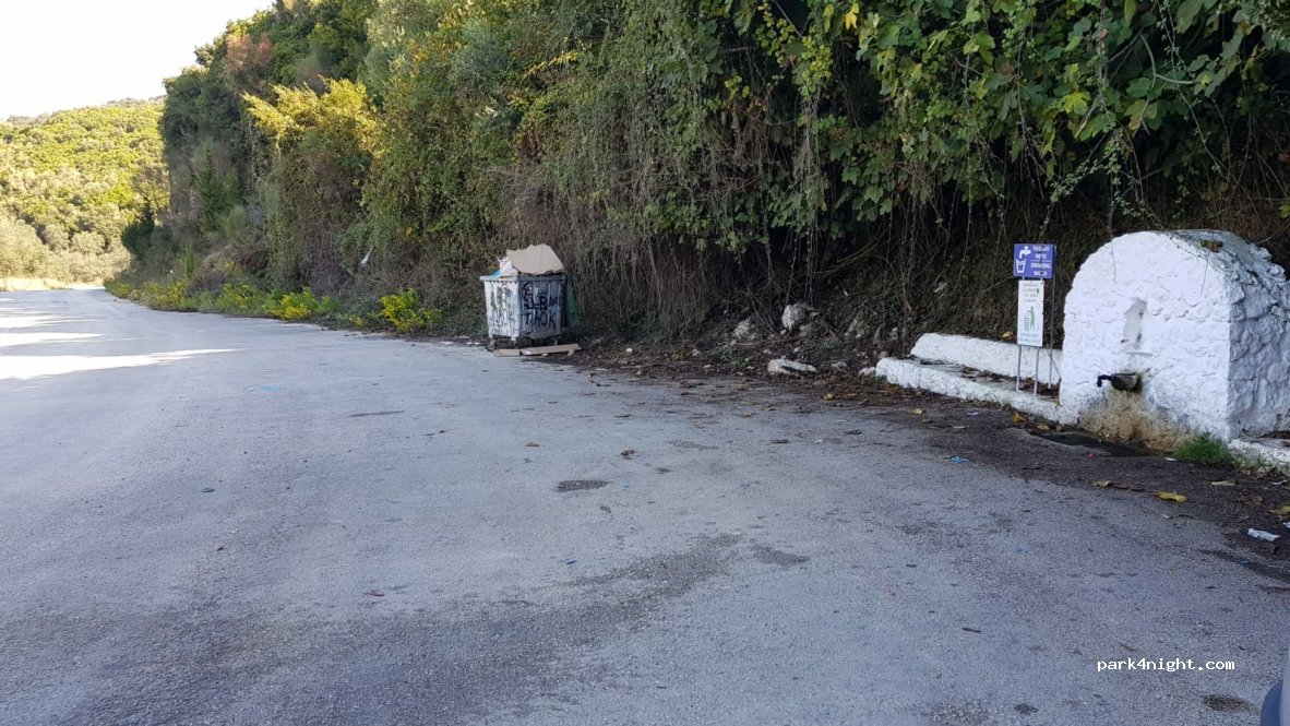 (480 60) Parga - Eparchiaki Odos Perdikas - Pargas — foto