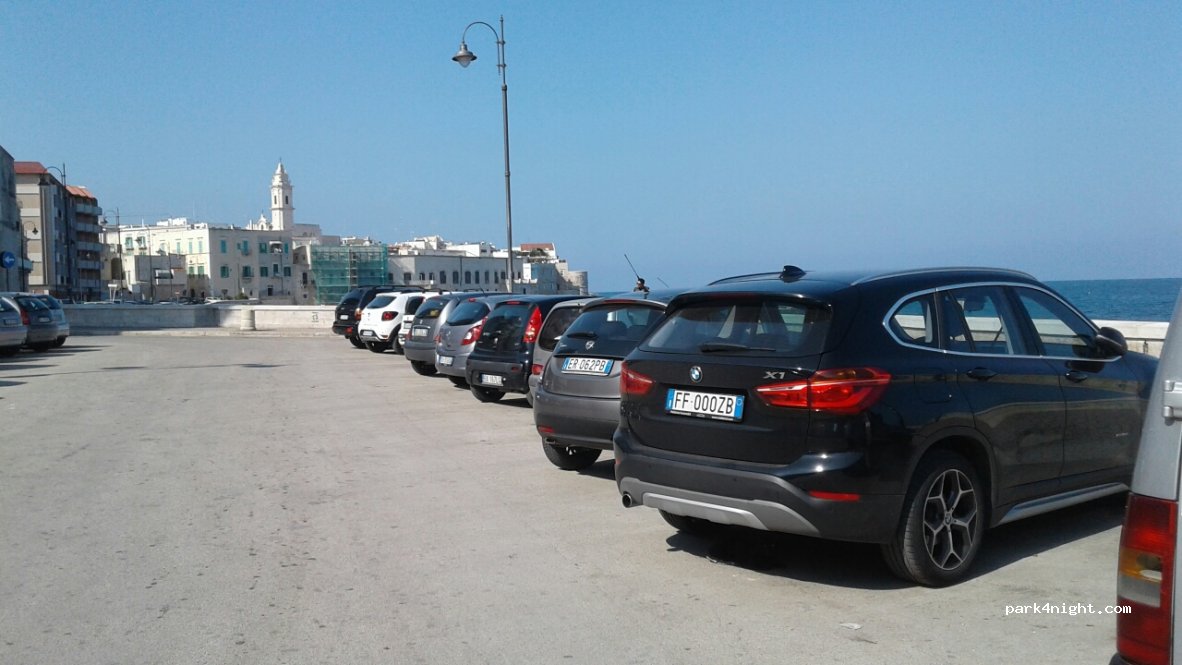 (70056) Molfetta - 42 Lungomare Marcantonio Colonna — foto 2