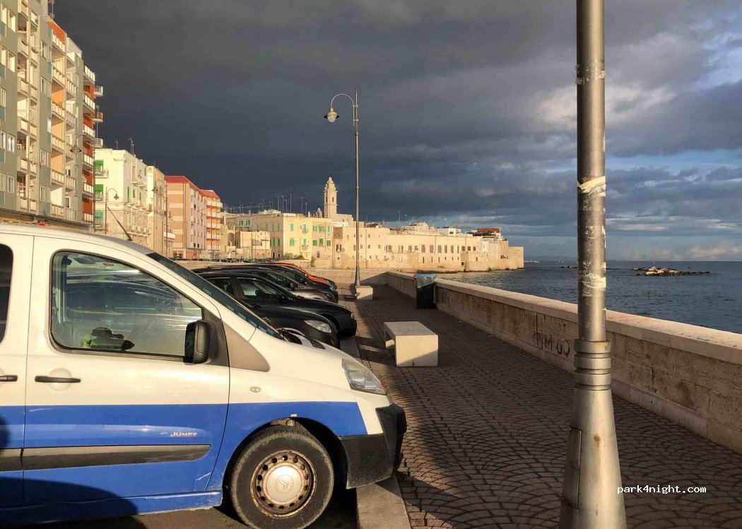 (70056) Molfetta - 42 Lungomare Marcantonio Colonna — foto 3