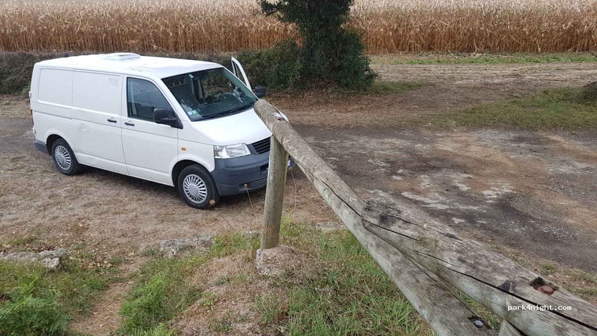(85240) Foussais-Payré - Unnamed Road — foto 2