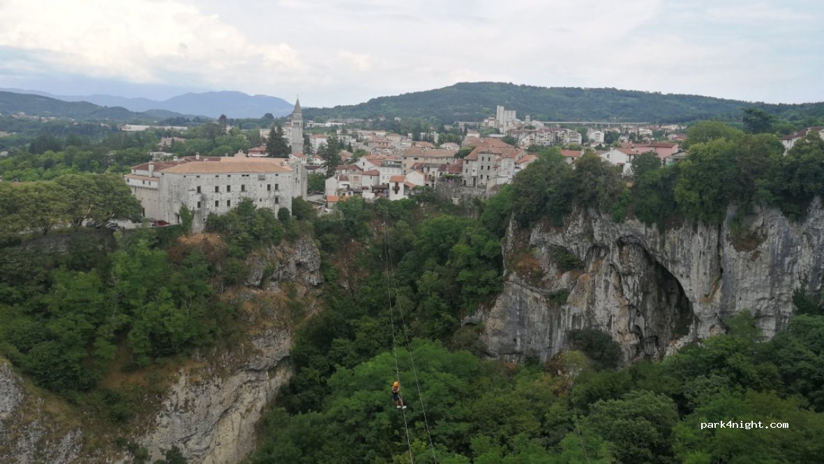 (52000) Pazin - 4 Ulica Šime Kurelića — foto 3