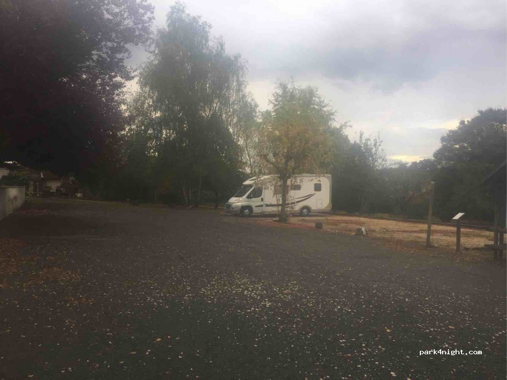 (24700) Eygurande-et-Gardedeuil - D730 — foto 2
