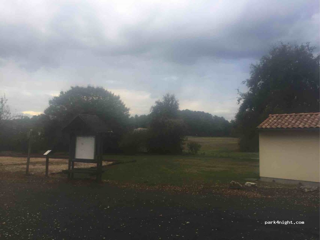 (24700) Eygurande-et-Gardedeuil - D730 — foto 3