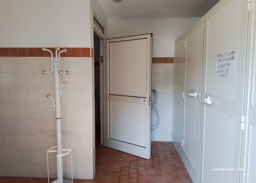 (02012) Amatrice - Strada Statale 577 — foto 4
