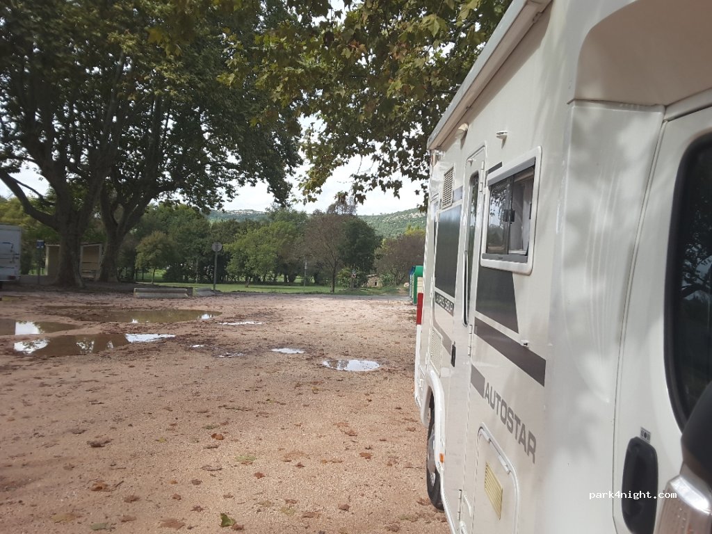 (83136) Sainte-Anastasie-sur-Issole - 67 Naple — foto