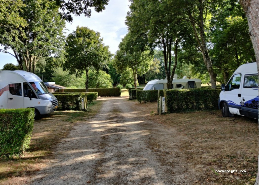 (61140) Juvigny-Sous-Andaine - D235 — foto 4