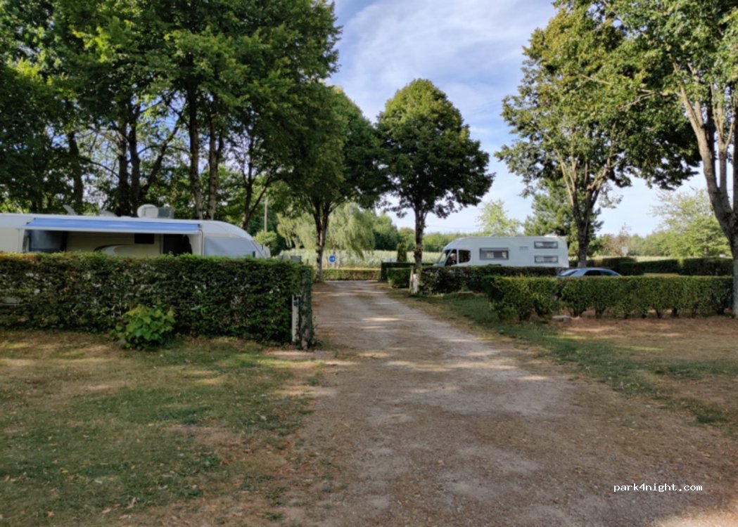 (61140) Juvigny-Sous-Andaine - D235 — foto 5