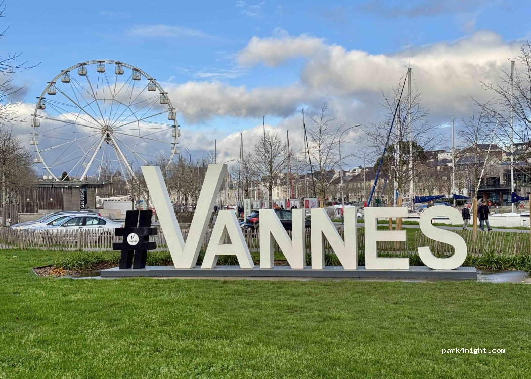 (56000) Vannes - 188 Avenue Maréchal Juin Maréchal de France — foto 3