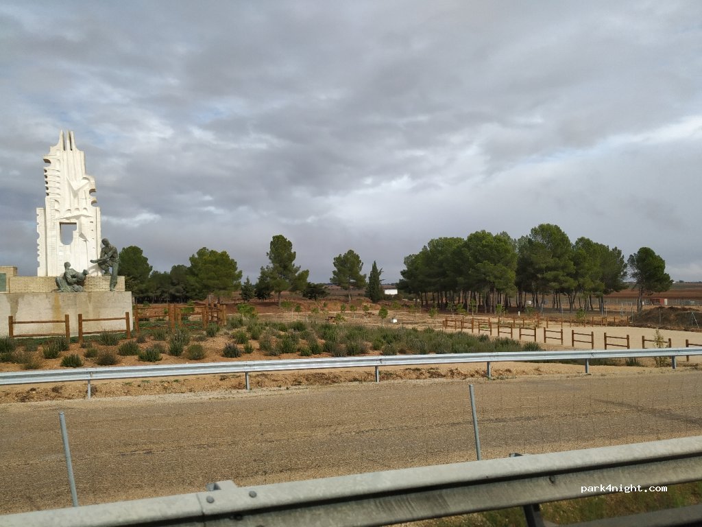 (02630) La Roda - 218 Autovía de Alicante — foto 2