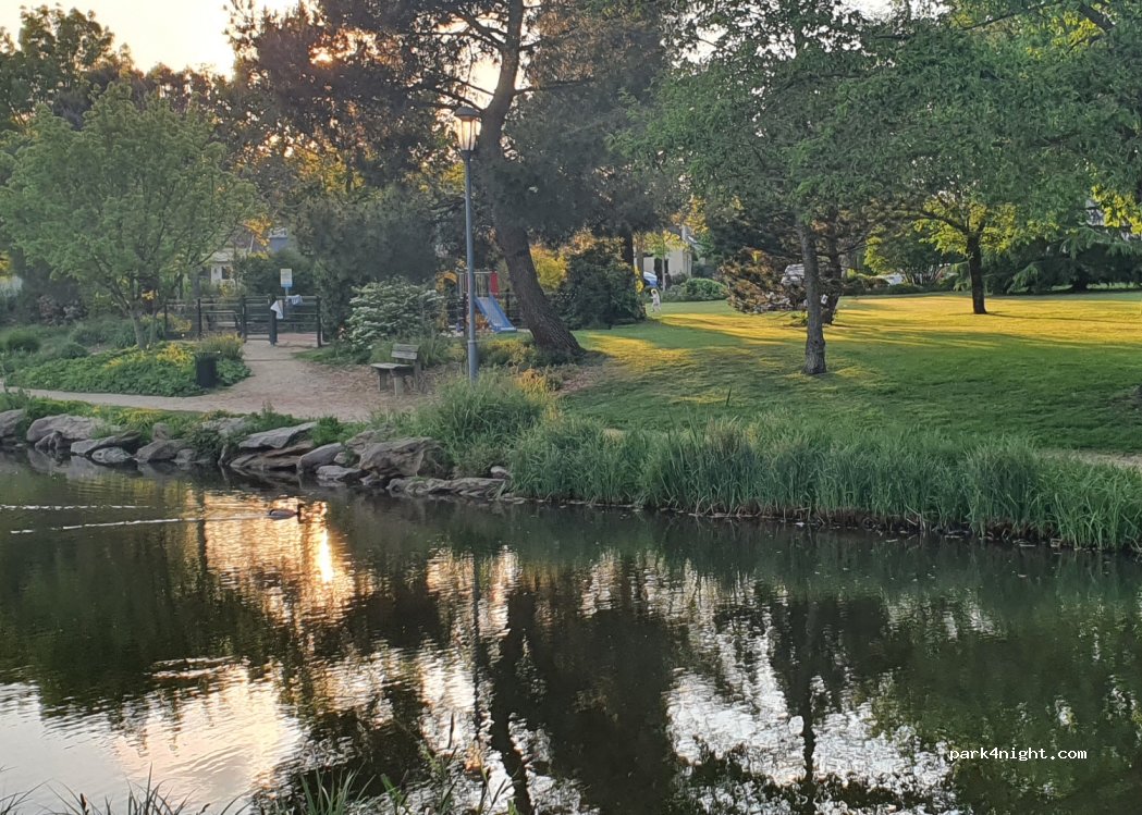 (49070) Beaucouzé - Avenue de la Vauragere — foto 2