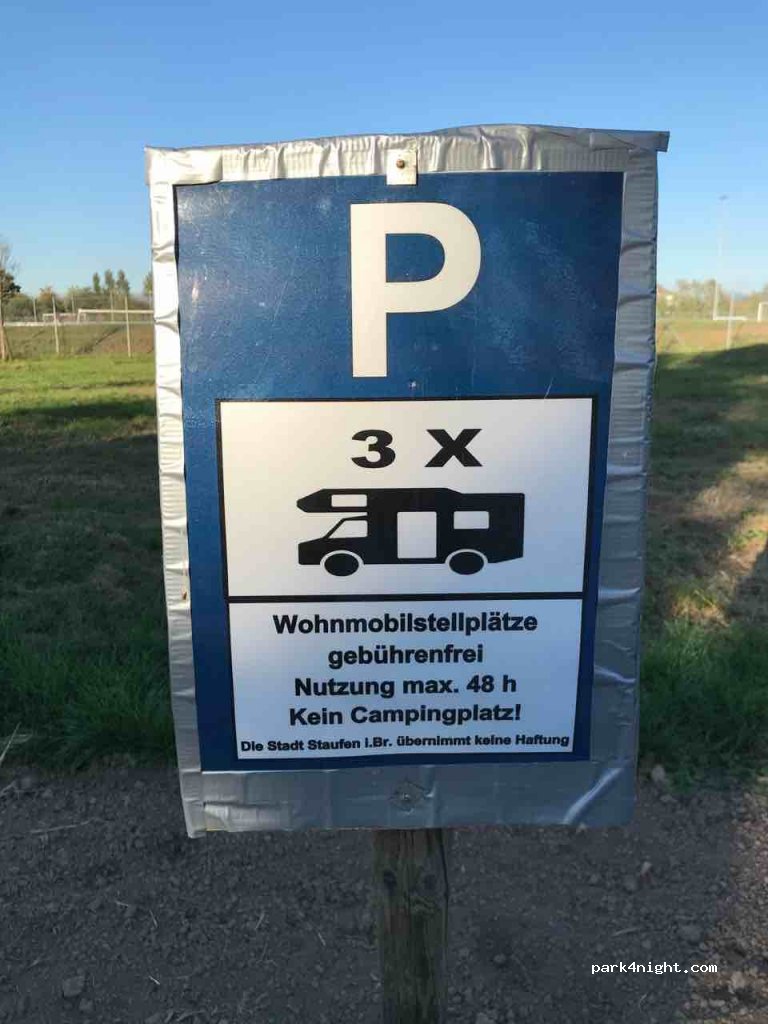Wohnmobilstellplatz Staufen — foto