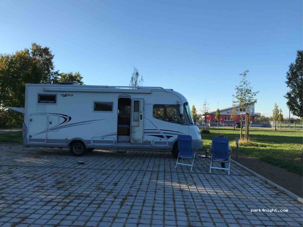 Wohnmobilstellplatz Staufen — foto 2