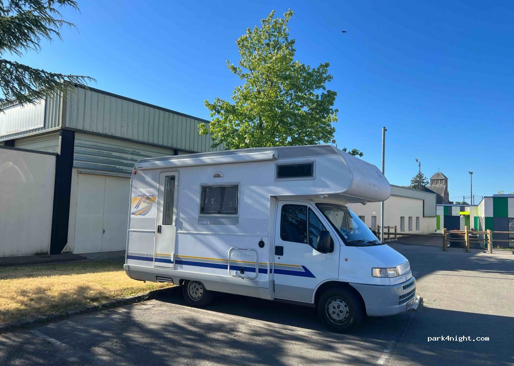 (44140) Le Bignon - Rue du Stade — foto