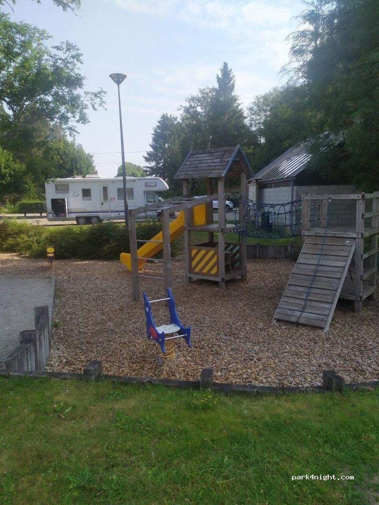 (5377) Heure - rue de l'Eglise — foto 4