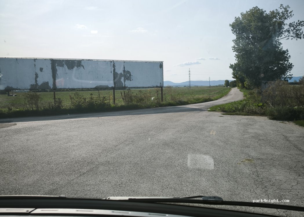 (917 01) Trnava - 3 Modranská — foto