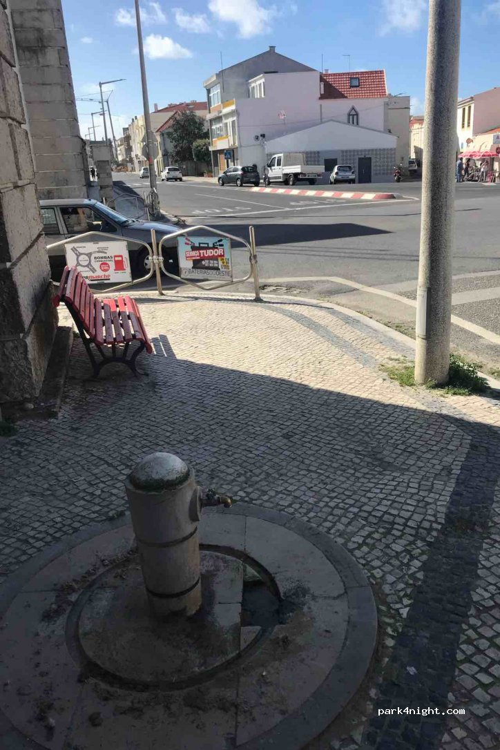 (2520-484) Peniche - 38 Rua da Boa Viagem — foto