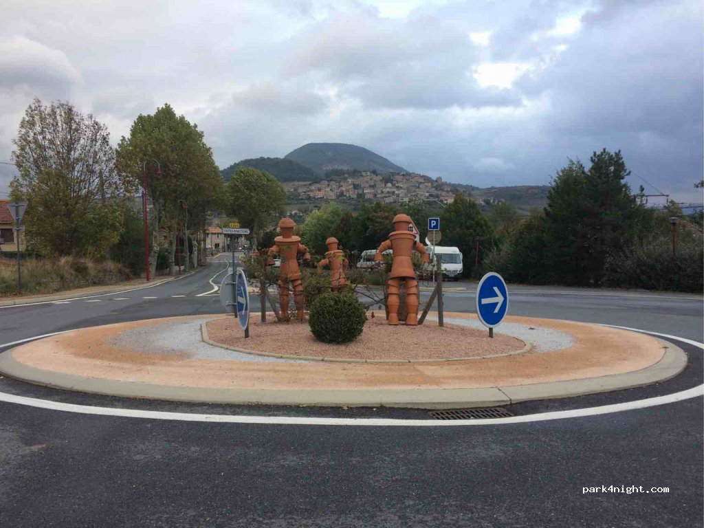 (12520) Aguessac - 17 Rue de la Gare — foto