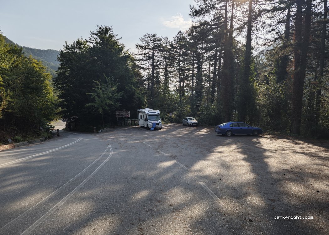 (602 00) Litochoro - Unnamed Road — foto 4