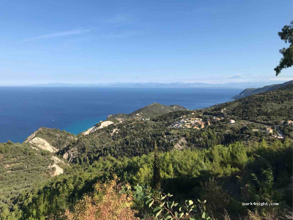 (310 80) Kalamitsi - Unnamed Road — foto 2