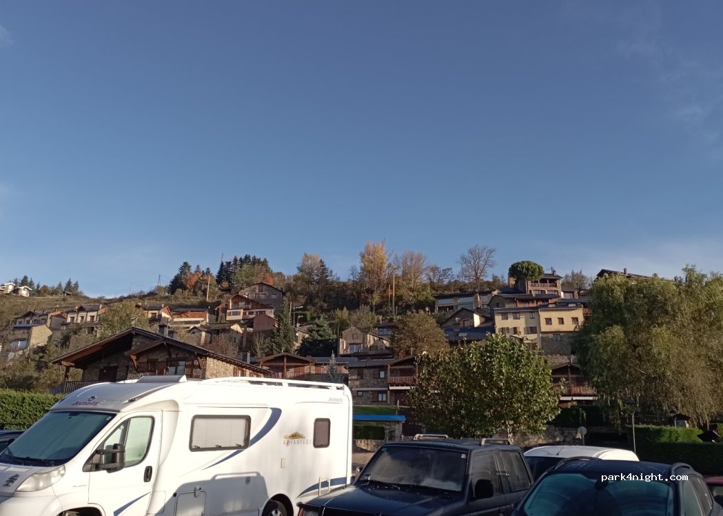 (17539) Ger - 5 Carrer Closa d'En Serra — foto