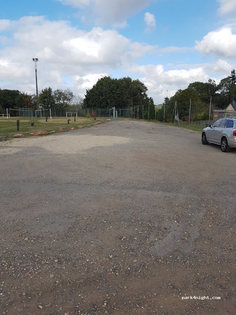 (35660) La Chapelle-de-Brain - 2 Chemin du Stade — foto 3