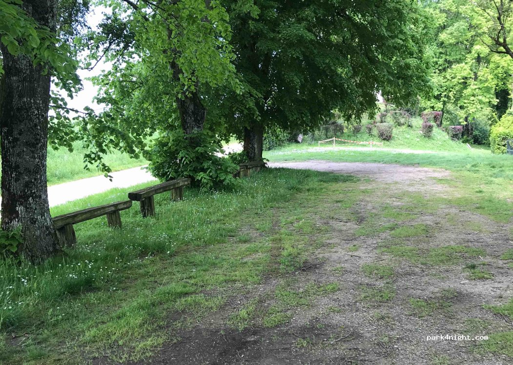 (51800) La Neuville-au-Pont - Unnamed Road — foto 3