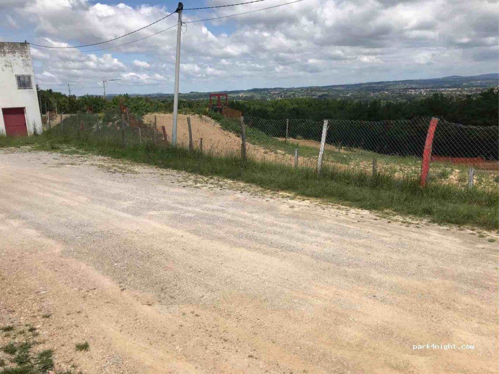 (81710) Naves - Chemin des Cassaes — foto
