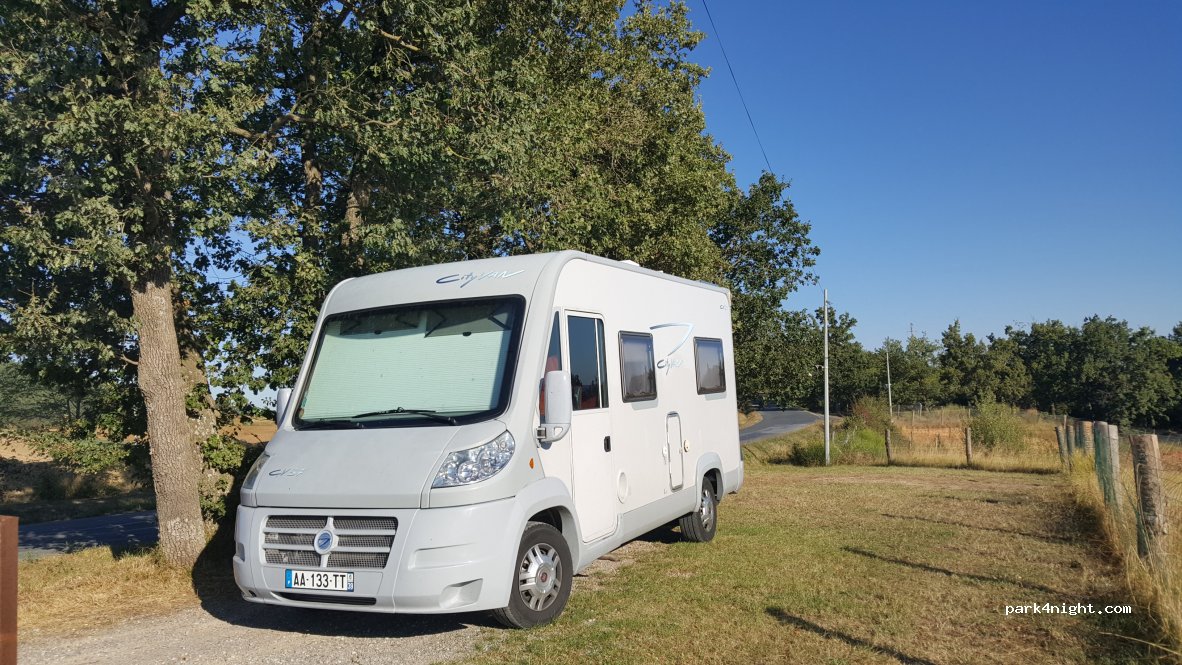 (81710) Naves - Chemin des Cassaes — foto 2