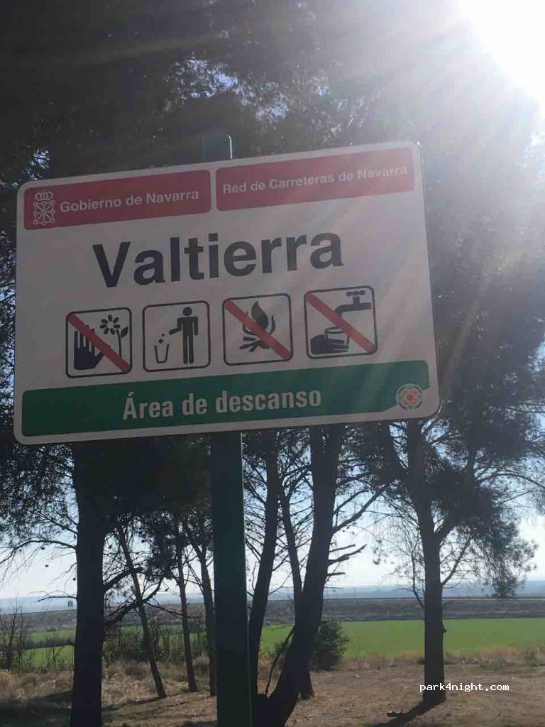(31514) Valtierra - NA-8712 — foto