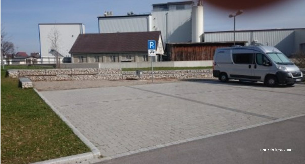Wohnmobilstellplatz Krumbach — foto