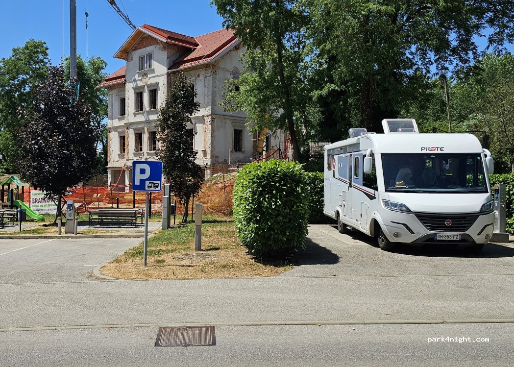 (8250)  - 10 Prešernova cesta — foto 5