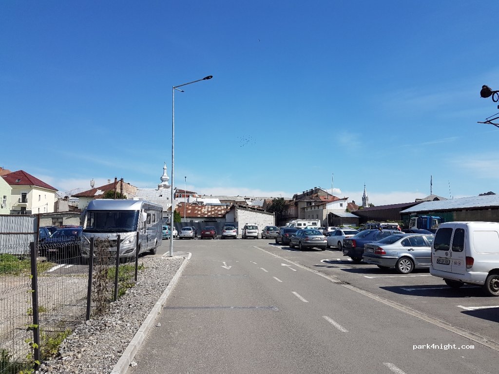 (435500) Sighetu Marmației - 26 Strada Gheorghe Șincai — foto 2