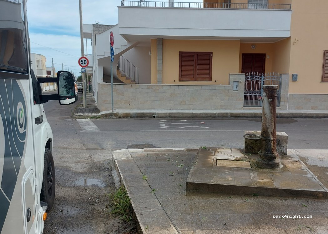 (73026) San Foca - 41 Via dei Mille in San Foca — foto