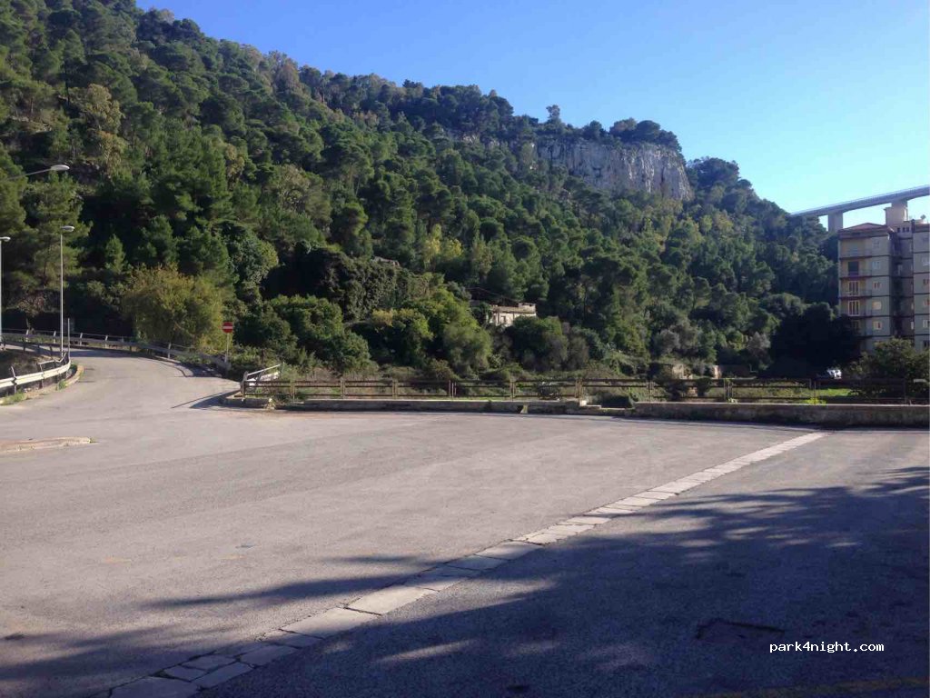 (97015) Modica - Via Medaglie d'oro — foto