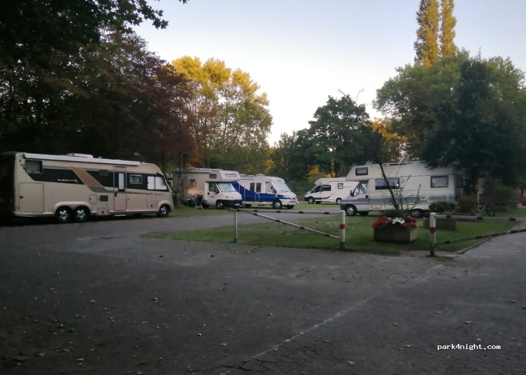Wohnmobil- Stellplatz im Revierpark Nienhausen — foto 3