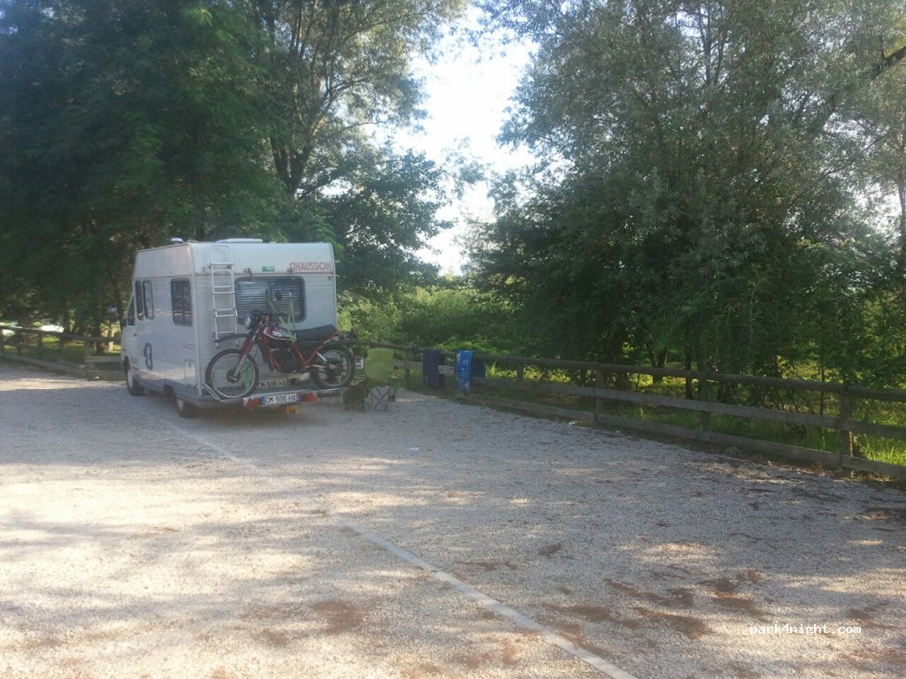 (28040) Dormelletto - 18 Via L. da Vinci — foto