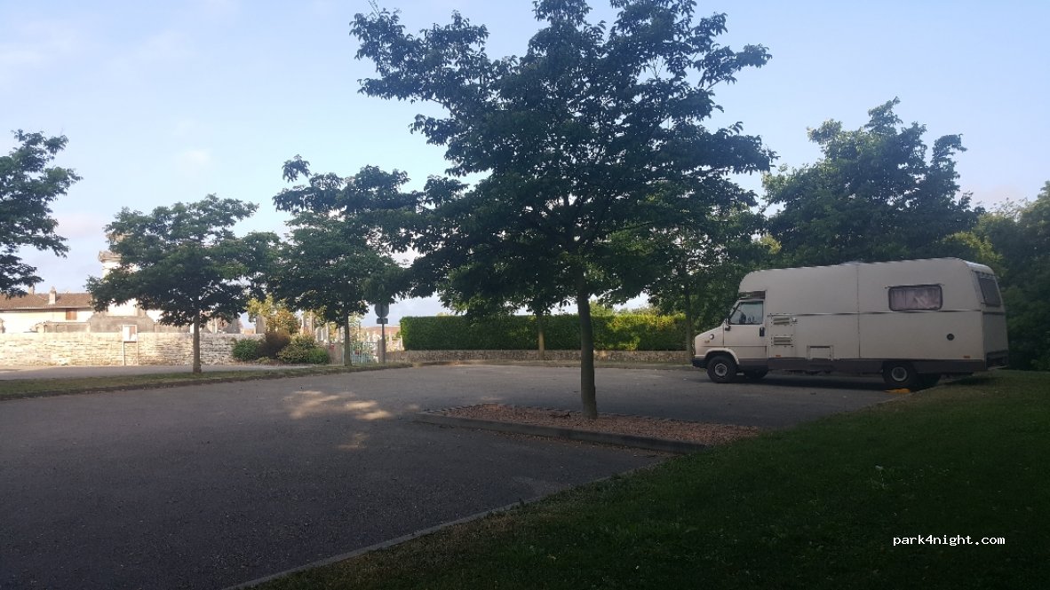 (01250) Montagnat - 220 Chemin de l'Église — foto